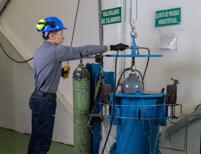 Pruebas hidrostáticas para cilindros de alta presión